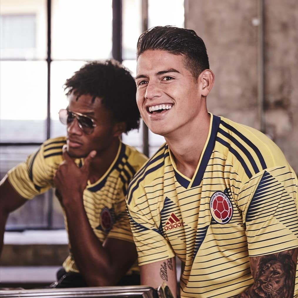 nova camisa da colombia