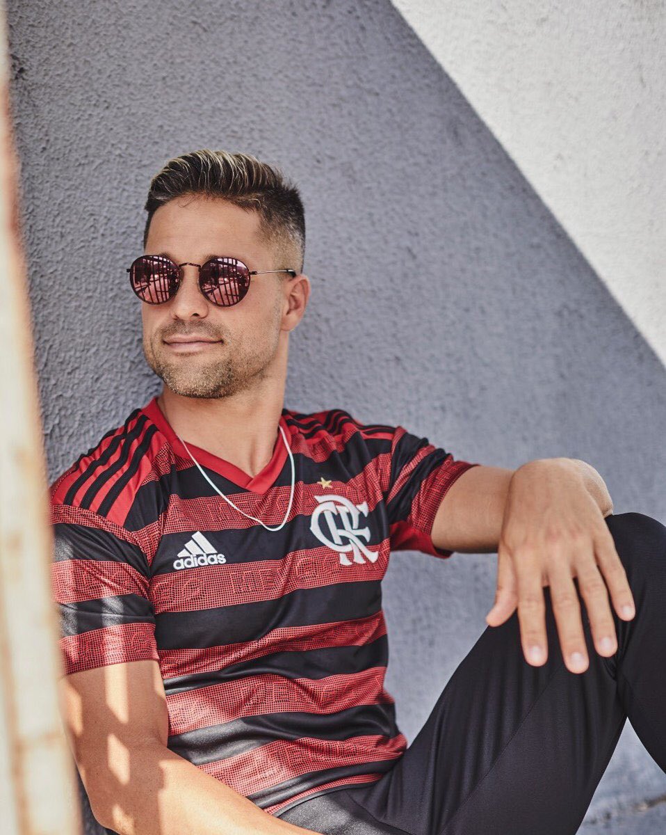 Vídeo Camisa Flamengo 2019  Apresentamos detalhes do novo manto