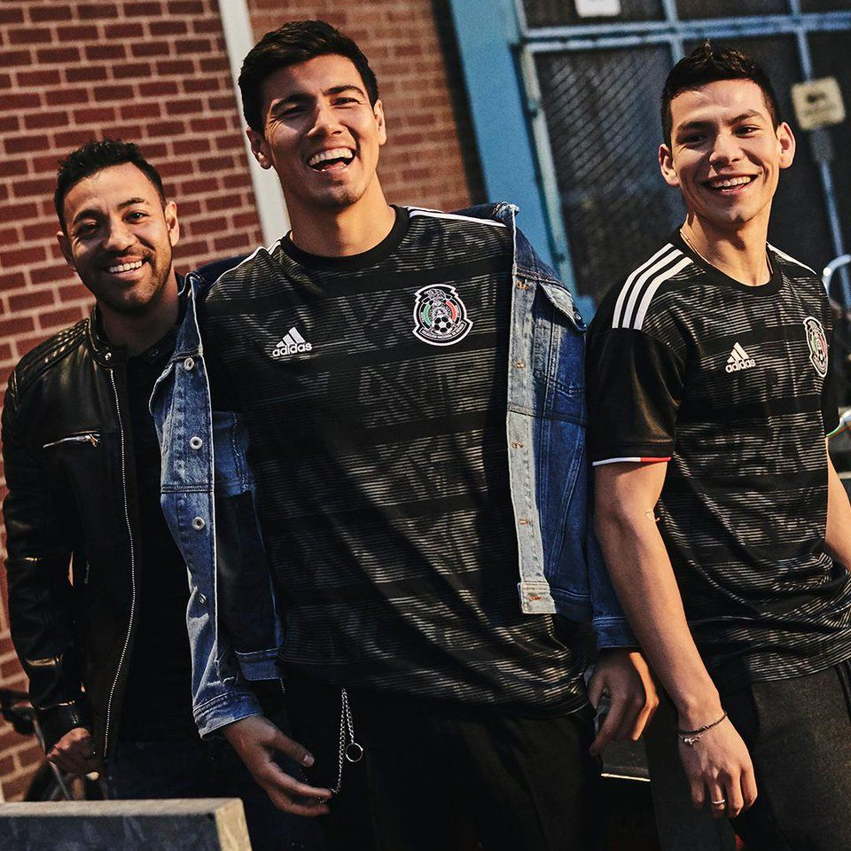 Camisas de times em promoção: México