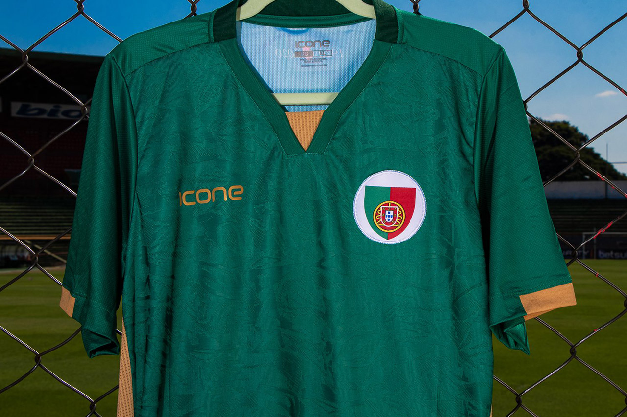 Camisa Centenário Portuguesa perto