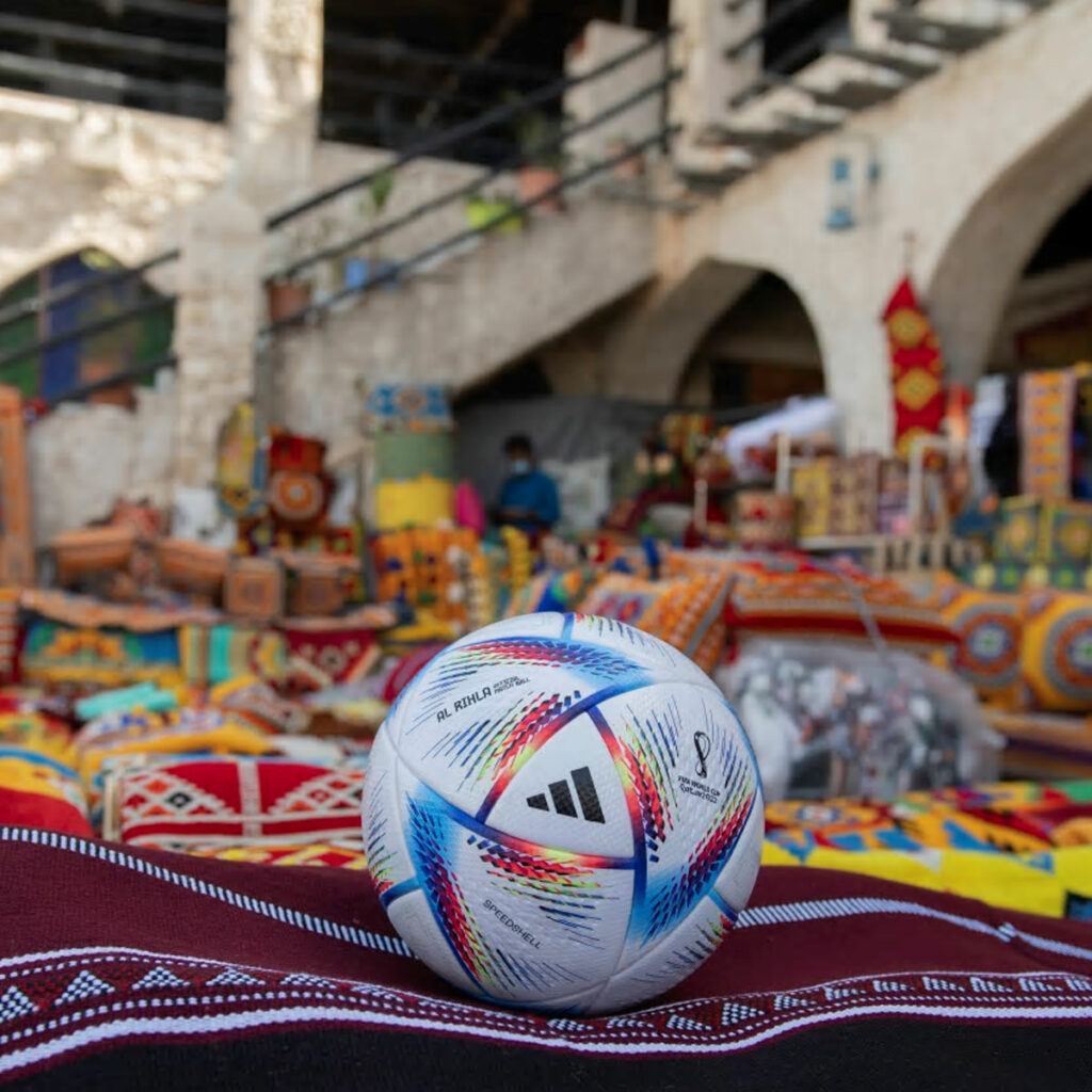 Bolas da Copa do Mundo - Al Rhila - FutFanatics