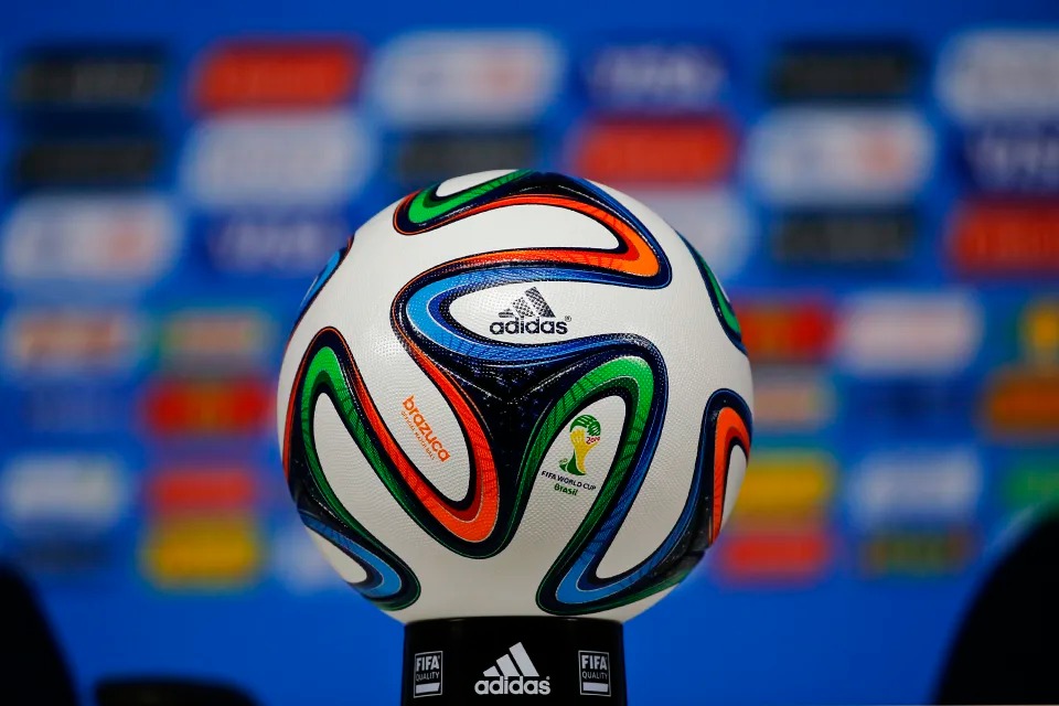 Foto: REUTERS/Damir Sagolj - Blog da Fut - Bolas da Copa do Mundo: A história das pelotas que rolaram nos mundiais