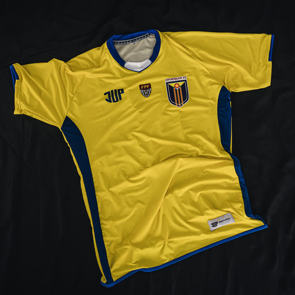 Camisa Umbro Brasil 20 Anos do Tetra - FutFanatics